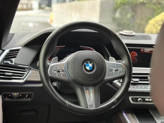 BMW X5 2022 Mise à jour xDrive 40Li M Ensemble de sport intérieur photo 18