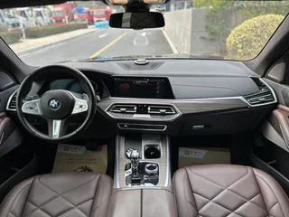 BMW X5 2022 Mise à jour xDrive 40Li M Ensemble de sport intérieur photo 20