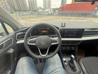 Volkswagen Tiguan L 2022 330TSI Version de confort automatique à deux roues motrices intérieur photo 12