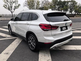 BMW X1 2021 sDrive25Li Leader intérieur photo 7