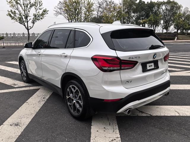 BMW X1 2021 sDrive25Li Leader intérieur photo 7