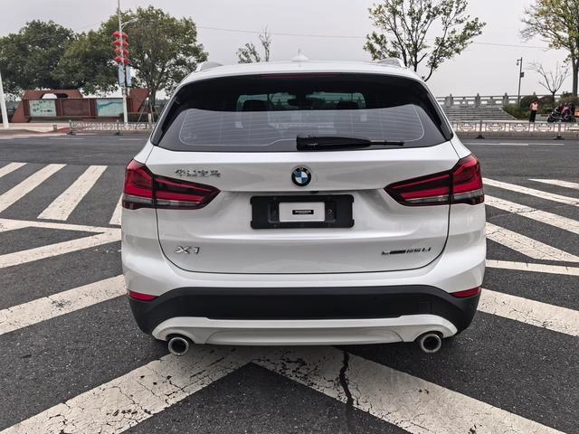 BMW X1 2021 sDrive25Li Leader intérieur photo 8