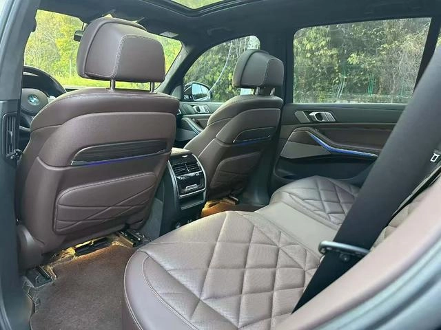 BMW X5 2022 Модификация xDrive 30Li Премиум-класса M Спортивный костюм экстерьер фото 5