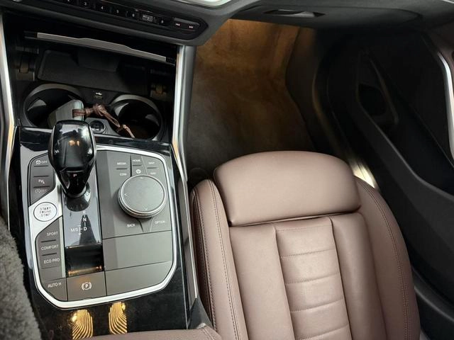 BMW 3 Series 2022 320i Ensemble de sport extérieur photo 7