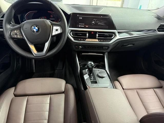 BMW 3 Series 2022 320i Ensemble de sport intérieur photo 15