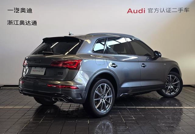 Audi Q5L 2023 40T Deluxe Dynamic exterior photo 4