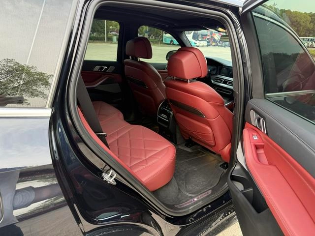 BMW X5 2022 Restyling xDrive 40Li M Sports suit interior photo 12