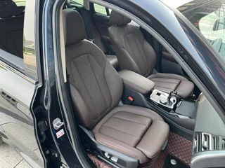 BMW X3 2022 xDrive30i Leading Type M Obsidian Night Suit interior photo 19