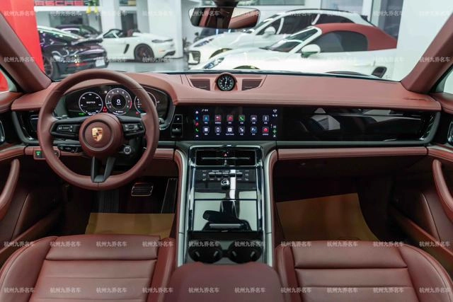 Porsche Panamera 2024 Panamera 4 Executive extension 2.9T interior photo 16