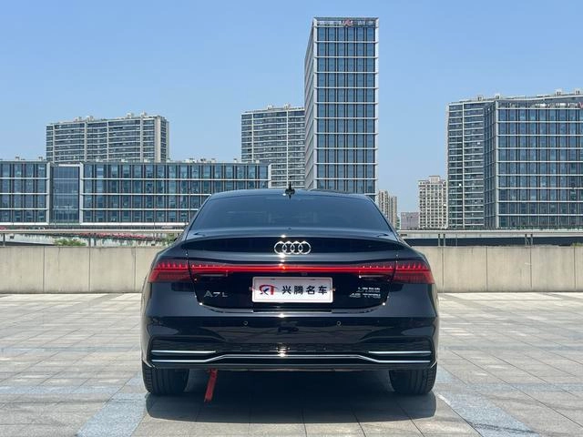 Audi A7L 2024 45 TFSI S-line Ensemble de cristal de rêve intérieur photo 16