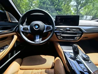 BMW 5 Series 2021 525i M Sports suit exterior photo 9