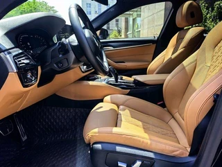 BMW 5 Series 2021 525i M Sports suit interior photo 12