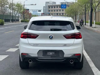 BMW X2 2022 sDrive25i M Спортивный костюм экстерьер фото 4