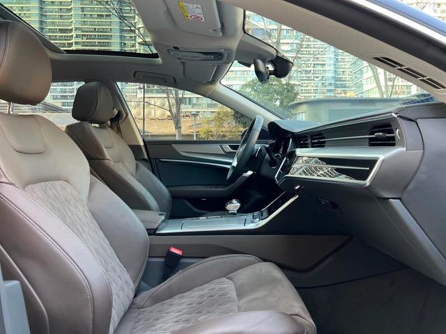 Audi A7L 2024 45 TFSI quattro S-line См. Дальний струйный костюм интерьер фото 13
