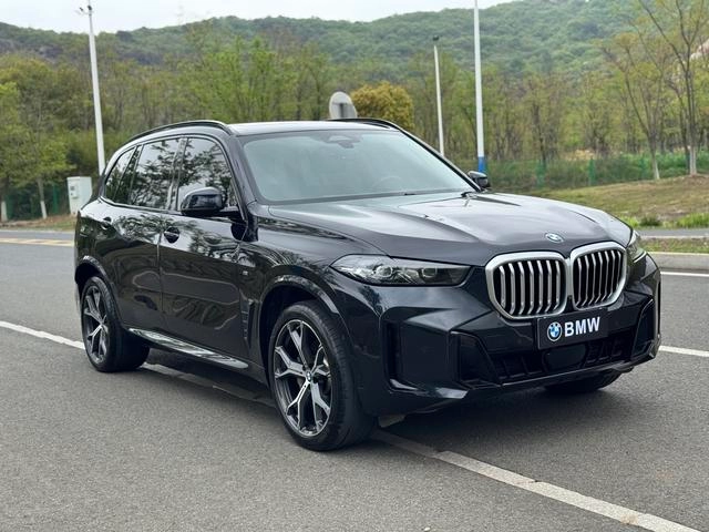 BMW X5 2023 xDrive30Li M Ensemble de sport extérieur photo 3