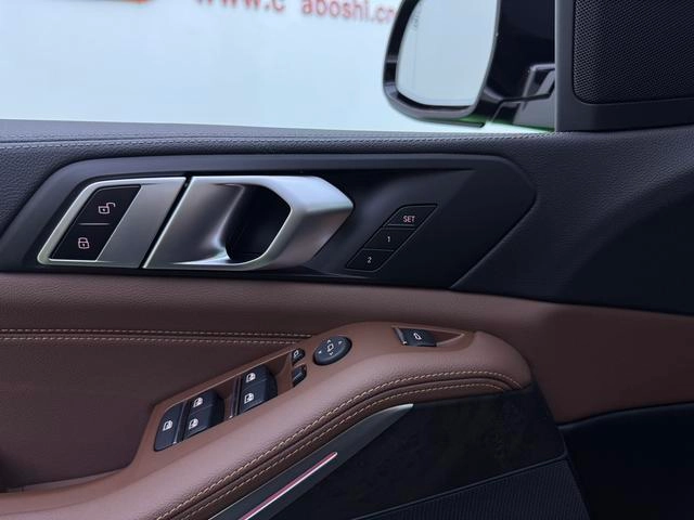 BMW X5 2021 Restyling xDrive30i X Design Suit interior photo 14