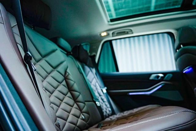 BMW X5 2022 xDrive 30Li Premium Class M Sports suit interior photo 10