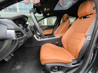 Jaguar XEL 2023 2.0T 250PS R-DYNAMIC S Enterprising Sports Edition interior photo 13 Jaguar XEL 2023 2.0T 250PS R-DYNAMIC S Enterprising Sports Edition interior photo 13