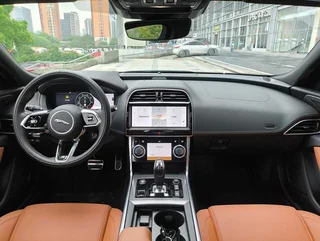 Jaguar XEL 2023 2.0T 250PS R-DYNAMIC S Enterprising Sports Edition interior photo 15 Jaguar XEL 2023 2.0T 250PS R-DYNAMIC S Enterprising Sports Edition interior photo 15
