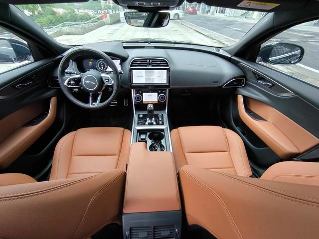 Jaguar XEL 2023 2.0T 250PS R-DYNAMIC S Enterprising Sports Edition interior photo 16 Jaguar XEL 2023 2.0T 250PS R-DYNAMIC S Enterprising Sports Edition interior photo 16