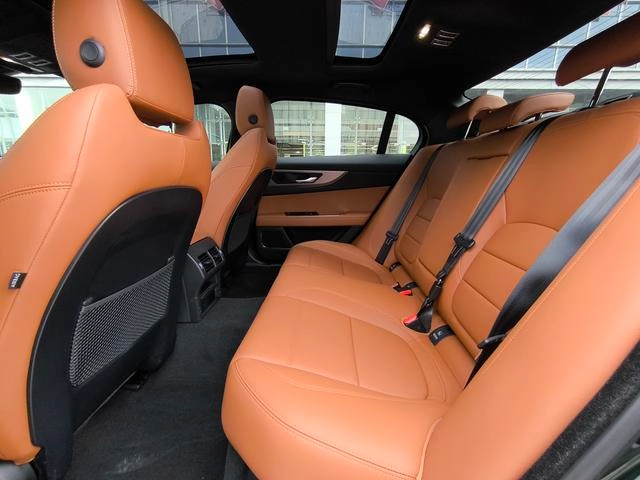 Jaguar XEL 2023 2.0T 250PS R-DYNAMIC S Enterprising Sports Edition interior photo 18 Jaguar XEL 2023 2.0T 250PS R-DYNAMIC S Enterprising Sports Edition interior photo 18