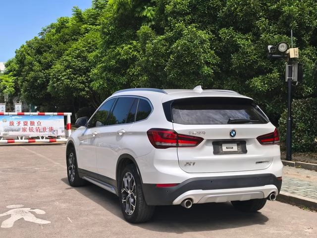 BMW X1 2021 Модификация sDrive20Li Модный тип экстерьер фото 6