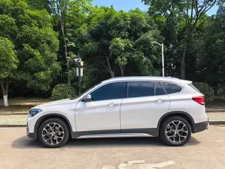 BMW X1 2021 Модификация sDrive20Li Модный тип экстерьер фото 7