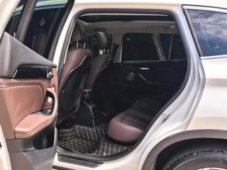 BMW X1 2021 Модификация sDrive20Li Модный тип интерьер фото 10