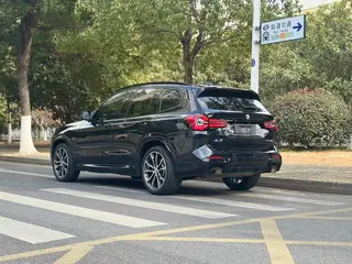 BMW X3 2023 xDrive30i Leading Type M Obsidian Night Suit exterior photo 5