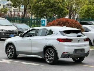 BMW X2 2021 sDrive25i Leading Type M Sports suit interior photo 9