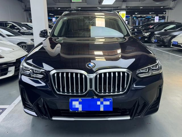 BMW X3 2022 xDrive25i M Conjunto deportivo exterior foto 2