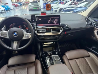 BMW X3 2022 xDrive25i M Conjunto deportivo interior foto 10