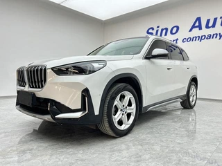 BMW X1 2023 sDrive20Li X Traje de diseño