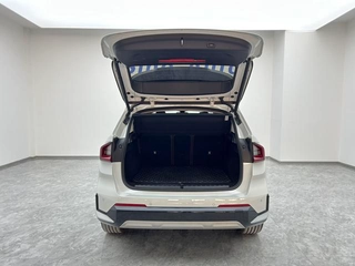 BMW X1 2023 sDrive20Li X Design Suit interior photo 12