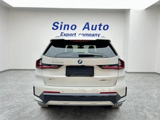 BMW X1 2023 sDrive20Li X Design Suit interior photo 20