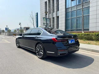 BMW 7 Series 2021 740Li Premium Class M Sports suit exterior photo 5