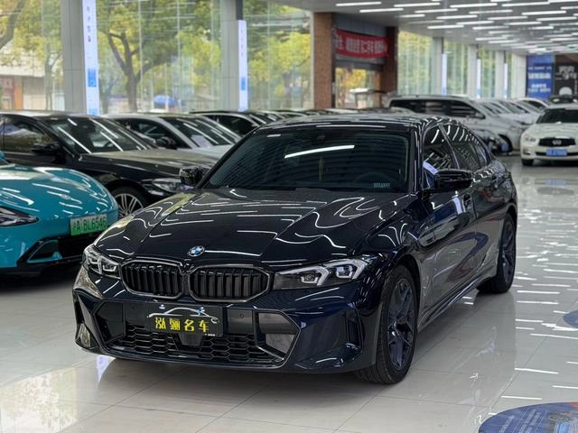 BMW 3 Series 2025 330Li M Traje nocturno deportivo Yao exterior foto 1 BMW 3 Series 2025 330Li M Traje nocturno deportivo Yao exterior foto 1