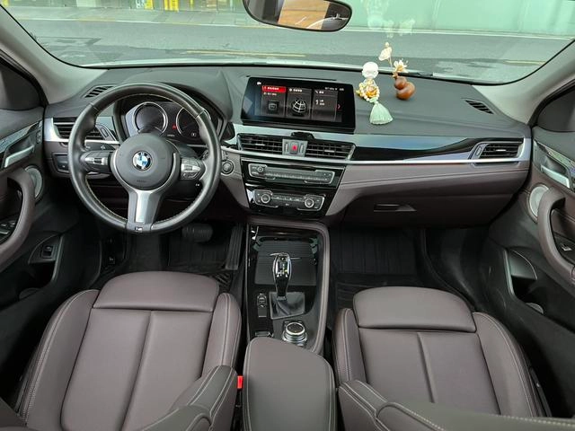 BMW X2 2023 sDrive25i M Édition de nuit sportive Yao intérieur photo 13