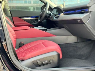 BMW 5 Series 2025 Restyling 530Li Premium Class M Sports suit interior photo 13