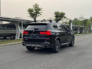 BMW X5 2023 xDrive30Li M Sports suit exterior photo 4