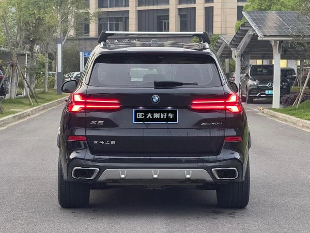 BMW X5 2023 xDrive30Li M Sports suit exterior photo 5