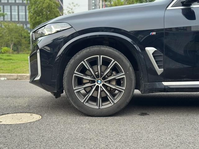 BMW X5 2023 xDrive30Li M Sports suit exterior photo 9