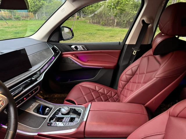 BMW X5 2023 xDrive30Li M Sports suit interior photo 12