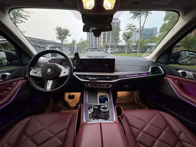 BMW X5 2023 xDrive30Li M Sports suit interior photo 18