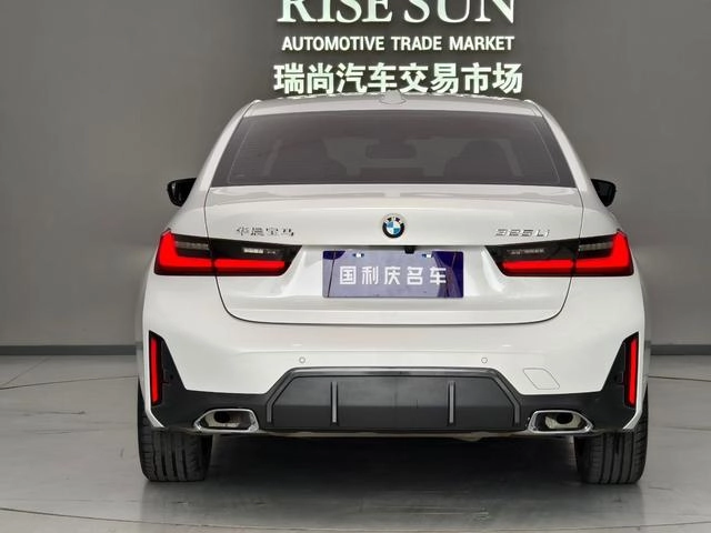 BMW 3 Series 2023 325Li M Sports suit exterior photo 3