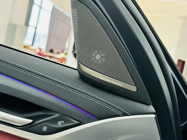 BMW 5 Series 2023 Restyling 530Li Premium Class Luxury Set interior photo 7
