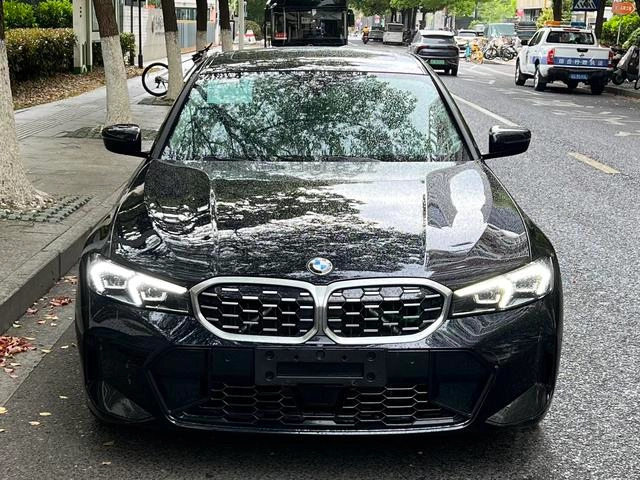 BMW 3 Series 2025 325Li M Conjunto deportivo exterior foto 2