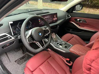 BMW 3 Series 2025 325Li M Conjunto deportivo exterior foto 5