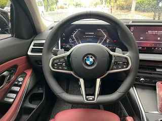 BMW 3 Series 2025 325Li M Conjunto deportivo interior foto 12