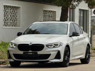 BMW 1 Series 2023 125i M Sports Obsidian Night Edition exterior photo 1